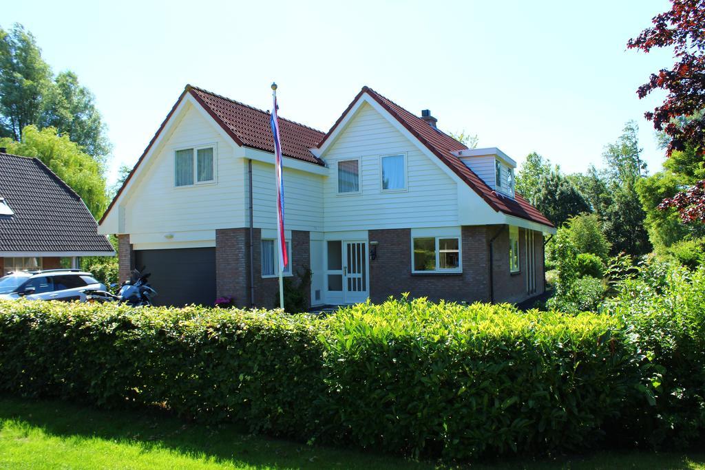 Bed And Breakfast De Lijster Zuid-Scharwoude Esterno foto