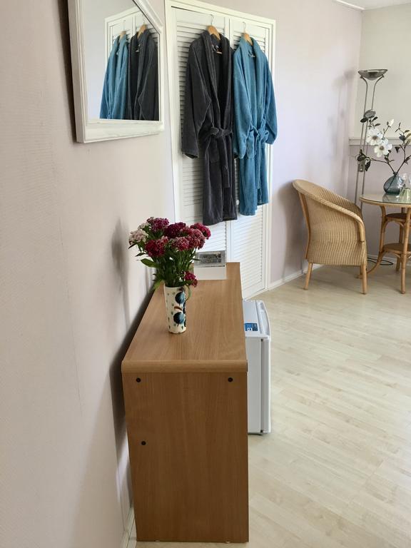 Bed And Breakfast De Lijster Zuid-Scharwoude Esterno foto